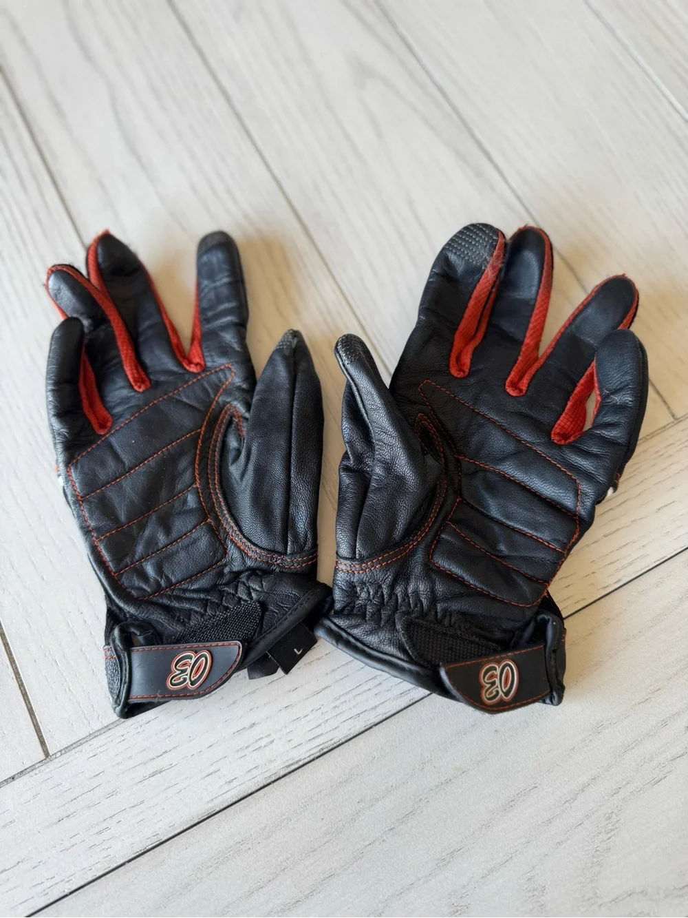 Women’s Leather Harley-Davidson Black Riding Gloves with Orange Trim